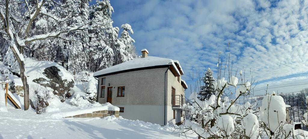 Apartman Pod Skalou V Ceskem Raji Besedice Exterior photo