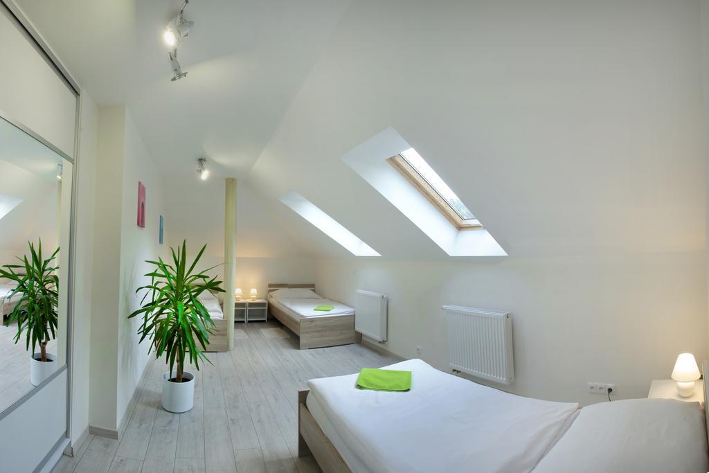 Apartman Pod Skalou V Ceskem Raji Besedice Exterior photo